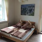Hoenel-hof 3* باد سشاندو